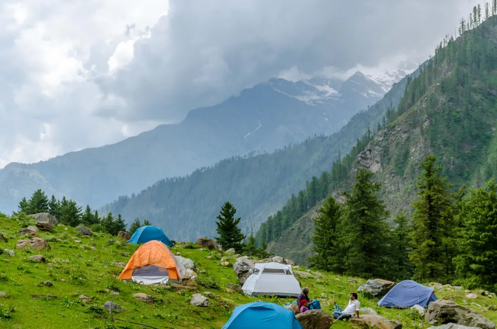 Kheerganga-trek-group-tour-package