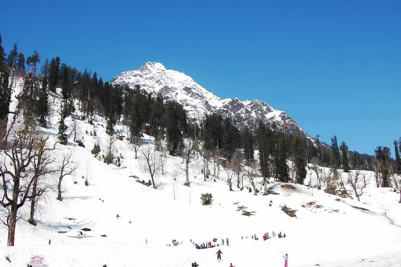 Shimla-manali-group-tour-package-from-Chandigarh-6nights-7days