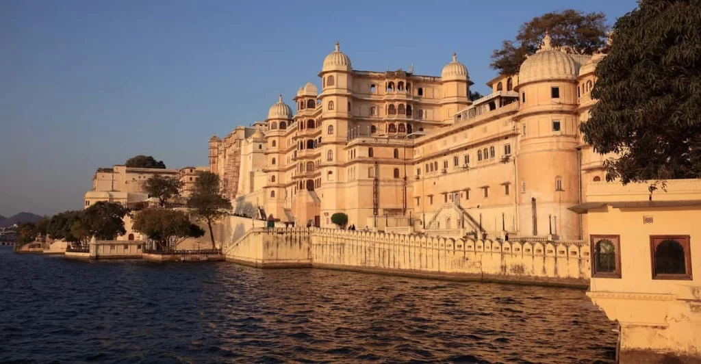 Udaipur-group-tour-package